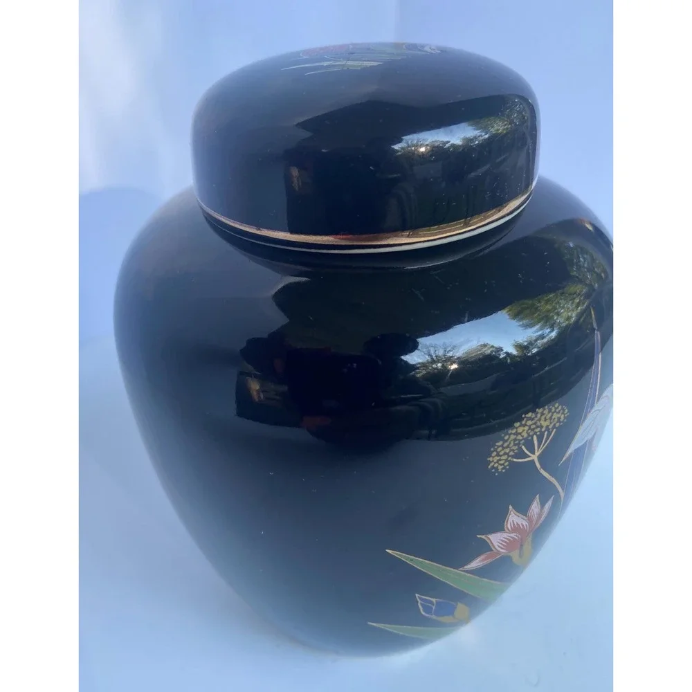 Vintage Japanese Porcelain Ginger Jar Kyoritsu - Oriental Decor